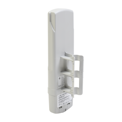 C054045C003B - Serie PMP 450 - Suscriptor Punto - Multipunto para banda libre de 20 Mbps con antena integrada de 9 dBi (55&deg;/55&deg;).