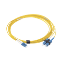Jumper de Fibra Óptica Monomodo (OS2), XGLO, LC/UPC-SC/UPC Duplex, OFNR, Color Amarillo, 5 Metros (16.40 Pies)