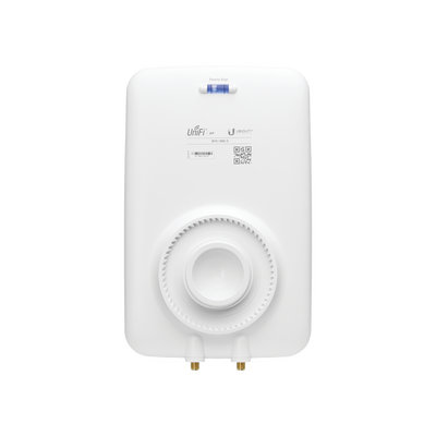 Antena sectorial simétrica UniFi, doble banda con apertura de 90° en 2.4 GHz (10 dBi) y 45° en 5 GHz (15dBi)
