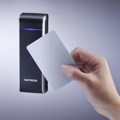 Xpass Lector de Tarjetas RFID (125KHz HID Prox) / Protección IP65 / PoE / TCP/IP / Uso con BioStar2