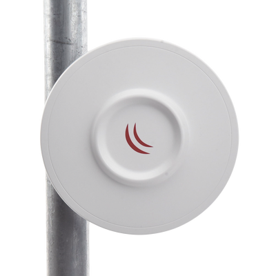 (DISC Lite5 ac) CPE y PtP en 5GHz 802.11 a/n/ac con Antena Integrada de 21dBi.