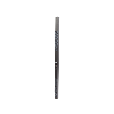 PDU Monitoreable (MI) para Distribución de Energía, Enchufe de Entrada NEMA L6-20P, Con 20 Salidas C13 y 4 C19, de Instalación Vertical, 120 o 220 Vca, 20 Amp