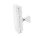 Access Point WiFi cnPilot e501S para exterior, IP67 grado industrial, Filtros para coexistencia con redes LTE, doble banda, antena sectorial 90-120 grados y puerto PoE secundario
