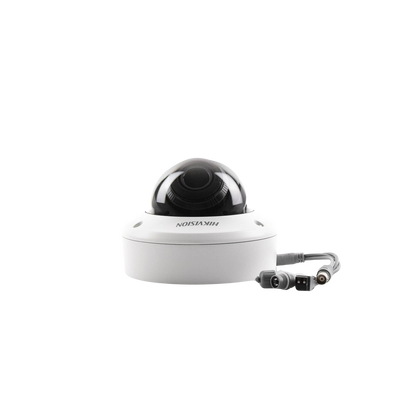 Domo TURBOHD 5 Megapixel / Lente Motorizado 2.7 - 13.5 mm / IR EXIR 40 mts / TVI-AHD-CVI-CVBS / IK10 / IP67 / dWDR / 12 Vcc / 24 VCA