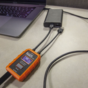 Multímetro digital USB para USB-A y USB-C.
