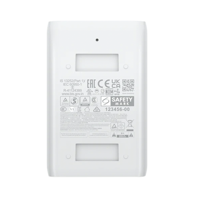 Adaptador PoE Ubiquiti (48 VDC, 0.65A) puerto Gigabit, ideal para equipos UniFi