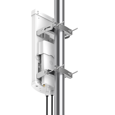 Antena sectorial  de 90 grados, 18 dBi, 5.9-7.1 GHz, MU-MIMO 4x4, incluye kit de montaje para EPMP4600