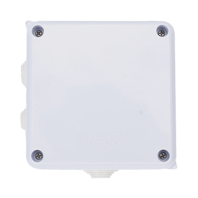 Caja de Conexiones Impermeable IP65, 7 Entradas, Dimensiones 100 x 100 x 70 mm, para Instalaciones Industriales, Comerciales y Residenciales, Incluye Tornillería para su Instalación