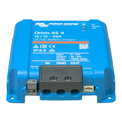 Orion XS 12/12-50 A / Cargador de Baterías CC-CC / 50 A 12 V / IP65 / Compatibilidad Alternador Inteligente / Para Bancos de Baterías de 500 Ah