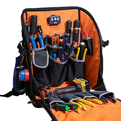 Mochila Profesional para Herramientas / 27 Bolsillos / Acceso Rápido y Estación de Trabajo / Base Moldeada Ancha / Interior Naranja / USB-C / Soporte para Lámpara