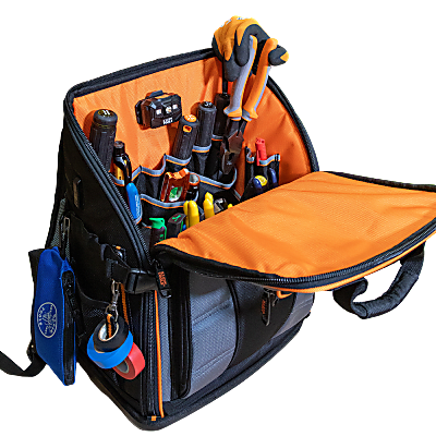 Mochila Profesional para Herramientas / 27 Bolsillos / Acceso Rápido y Estación de Trabajo / Base Moldeada Ancha / Interior Naranja / USB-C / Soporte para Lámpara