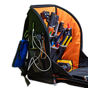 Mochila Profesional para Herramientas / 27 Bolsillos / Acceso Rápido y Estación de Trabajo / Base Moldeada Ancha / Interior Naranja / USB-C / Soporte para Lámpara