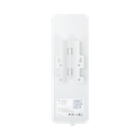 Suscriptor ePMP Force 130 MIMO 2x2 / 28 dBm de potencia / Mejor desempeño en zonas altamente ruidosas / 5150-5970 MHz / Distancia de 3 km en PTMP / Antena integrada de 14 dBi (C050900C505A)