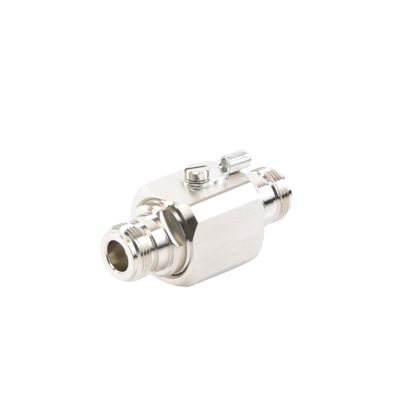 Protector contra descargas eléctricas. Cubre los rangos de frecuencia de los amplificadores de Señal Celular. 50 Ohm. Conectores N.