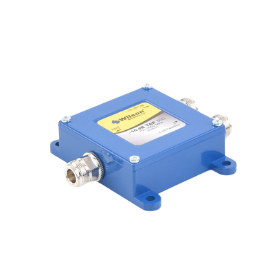 Separador TAP -10 dB con rango de frecuencia de 700 a 2500 MHz. Ideal para separar la antenas a diferentes longitudes de cable coaxial. 50 Ohm con conectores N Hembra.