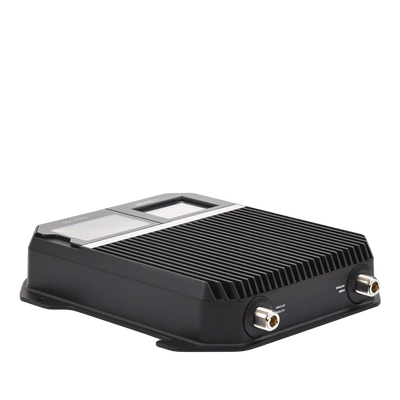 Amplificador Office 200 para 4G, 3G, 2G y llamada VoLTE y convencional. Especial para personalizarlo con antenas, cables y accesorios de acuerdo al requerimiento de la instalación. Puede cubrir áreas de hasta 1600 Metros Cuadrados