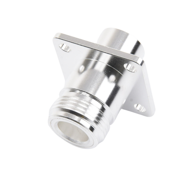 Conector N Hembra, montaje con 4 perforaciones a 18 mm.