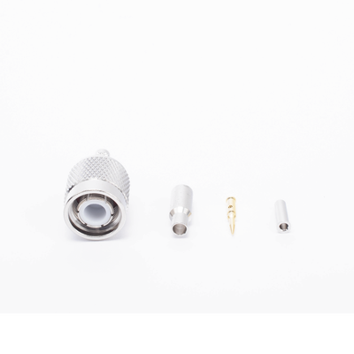 Conector TNC Macho de Anillo plegable  para cables RG-174/U, BELDEN 8216.