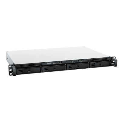 NAS RackStation RS822+ | 4 Bahías | 1U | AMD Ryzen V1500B | 32 GB DDR4 ECC | 4 Puertos 1GbE | Expansión PCIe | Compatible con SSD NVMe | Sistema Operativo Synology DSM.