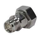 Adaptador en Línea de Conector DIN 7-16 Macho a 4.3-10 Hembra, Bronce Blanco/ Plata/ Teflón.