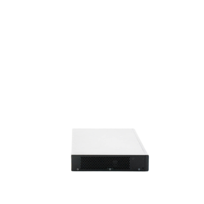 Switch Gigabit Administrable / 24 puertos 10/100/1000 Mbps + 4 Puertos SFP Uplink / Compatible con GWN Cloud.