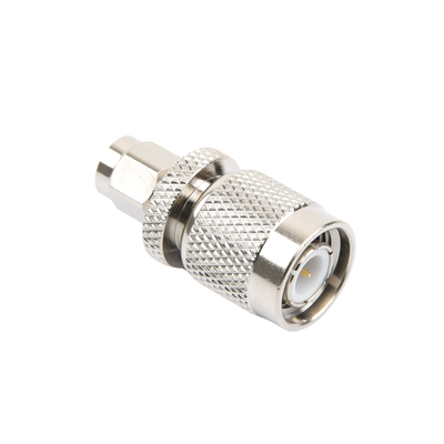 Adaptador en Línea, de Conector SMA Macho a TNC Macho, Níquel/ Oro/ Teflón.