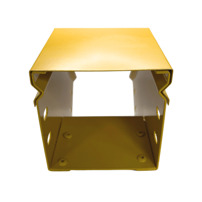 CHFIBER CURVA VERTICAL EXTERIOR A 45° DE ALUMINIO PERALTE 4" ANCHO 4" RADIO 8" CON RECUBRIMIENTO EN PINTURA EPÓXICA, INCLUYE TAPA , UN PAR DE COPLES Y TORNILLERÍA.