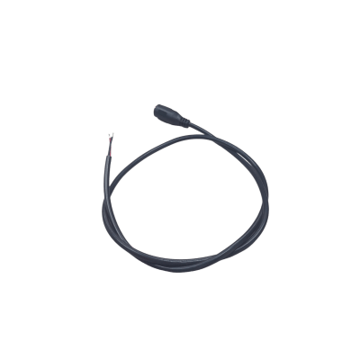 Cable con Conector Macho (Pigtail) / Forro Negro | Alimentación para Vcc con Puntas Libres | Polarizado | Largo 22 cm (8.66 Pulgadas) | Calibre 22AWG.