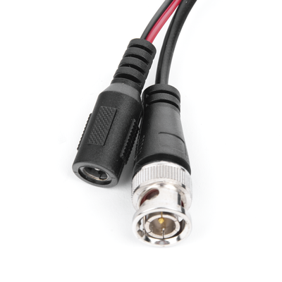 Kit de transceptores activos con conector para alimentación (12V/24Vcc/AC) TurboHD para aplicaciones de video por UTP Cat5e/6 en HD. Distancia de hasta 150 m en 4K