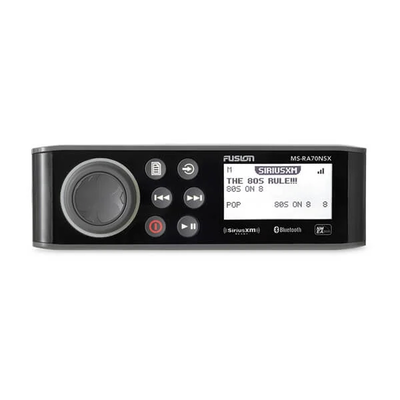 [10-01516-30] Sistema de Audio Marino MS-RA70 / Pantalla LCD Monocroma 2.6" / Tecnología Multi-Zone™️ 2 Zonas / Potencia Pico 200 W / Bluetooth® y ANT® / Compatible con SiriusXM y DAB+ / IPX7 / USB para Actualizaciones