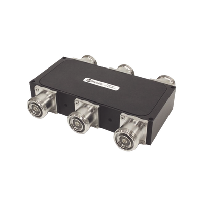 [CM-80KE] Combinador hibrido 3x3 617-2700 150W -161dBc 4.3-10 IP68