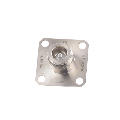 [4240-062] Conector N Hembra de Cambio Rápido / Wattmetro BIRD 43, 4304, 4 perforaciones a 18 mm, Níquel/ Plata/ Teflón.â€‹