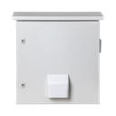 Gabinete Ventilado de Acero IP55 Uso en Exterior (593 x 609 x 399 mm) con Placa Trasera Interior Metálica y Compuerta Inferior Atornillable. Incluye Ventilador, Ventilas, filtros, Montaje Rack 19", Terminal de Tierra Física, Chapas y Ll