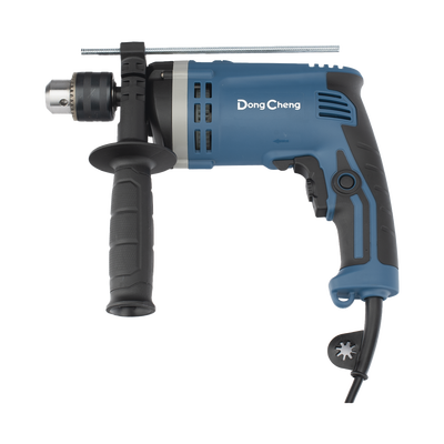 Taladro Rotomartillo de 710W ,110 Vca con broquero de 1/2 pulgada.