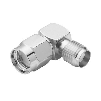 [RP-3402] Adaptador en Ángulo Recto de Conector SMA Macho Inverso a SMA Hembra, Níquel/ Oro/ Teflón.